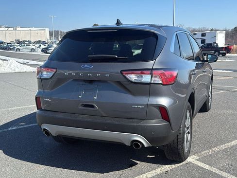 Used 2022 Ford Escape SEL image 7