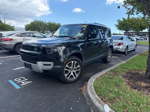 Used 2024 Land Rover Defender 110 S AWD/4WD image 2
