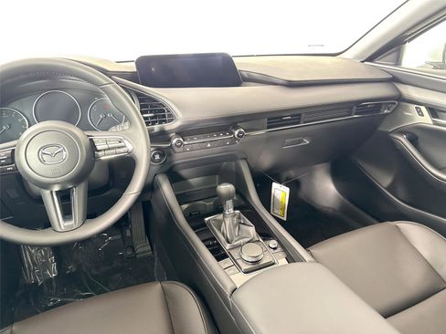 New 2026 MAZDA MAZDA3 2.5 S Hatchback w/ Premium Pkg FWD image 34