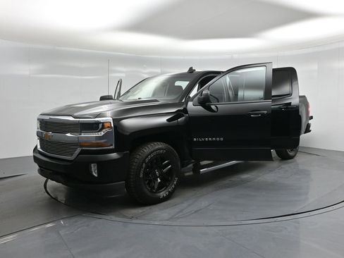 Used 2017 Chevrolet Silverado 1500 LT w/ LT Eassist Package image 26