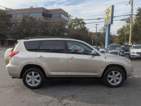 Used 2008 Toyota RAV4 Limited AWD/4WD image 6