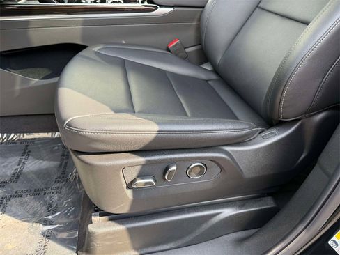 Used 2026 Cadillac Escalade 4WD w/ LPO, Floor Liner Package image 3