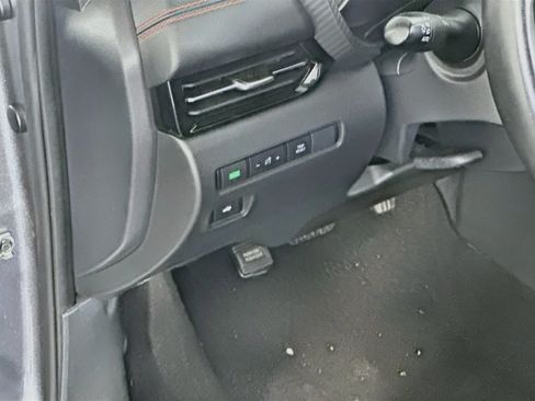 Used 2025 Nissan Sentra SR FWD image 15