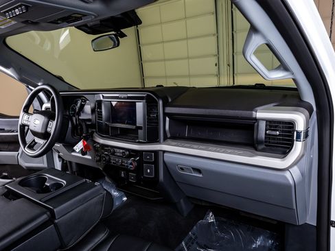 Used 2026 Ford F450 XL w/ 360-Degree Camera Package AWD/4WD image 18