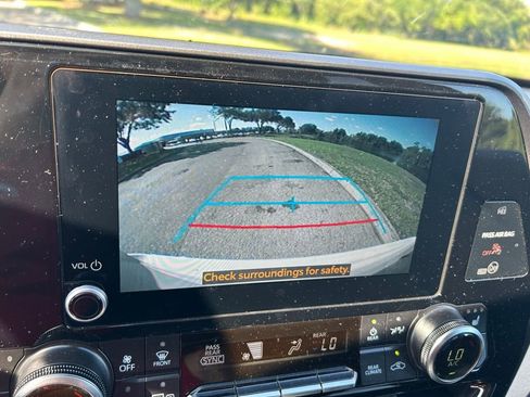 Certified 2025 Toyota Highlander XLE AWD/4WD image 26
