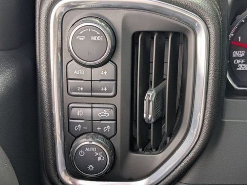 Used 2021 Chevrolet Silverado 1500 LT Trail Boss AWD/4WD image 28