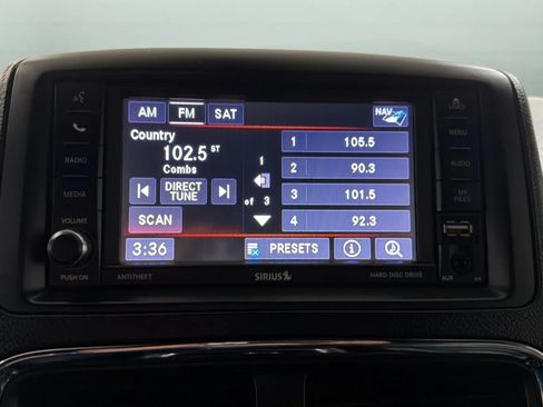 Used 2019 Dodge Grand Caravan GT FWD image 13
