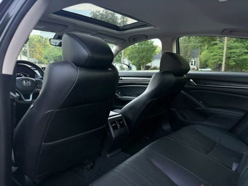 Used 2020 Honda Accord EX-L image 11