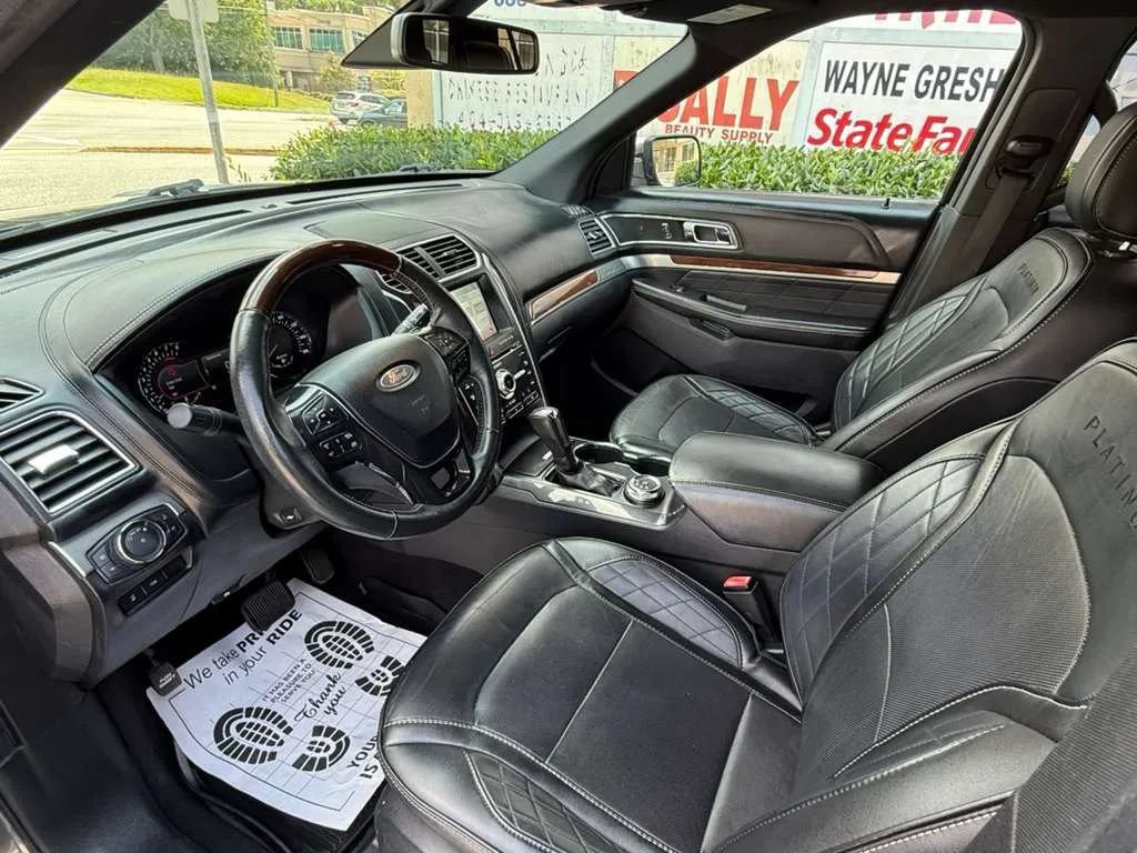 Used 2018 Ford Explorer Platinum AWD/4WD image 8