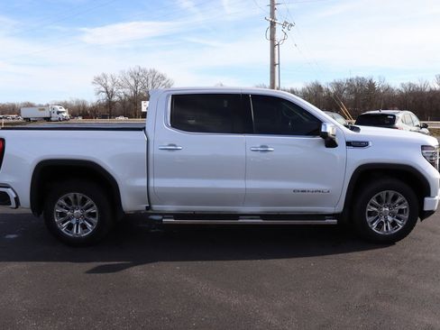 Used 2023 GMC Sierra 1500 Denali image 15