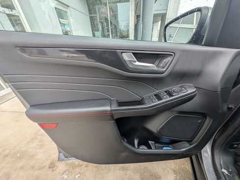 Used 2025 Ford Escape ST-Line Select image 37