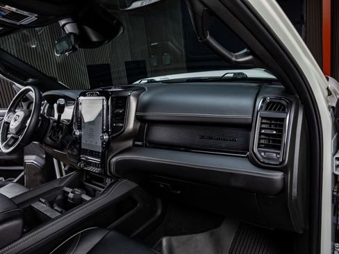 Used 2024 RAM 3500 Limited image 18