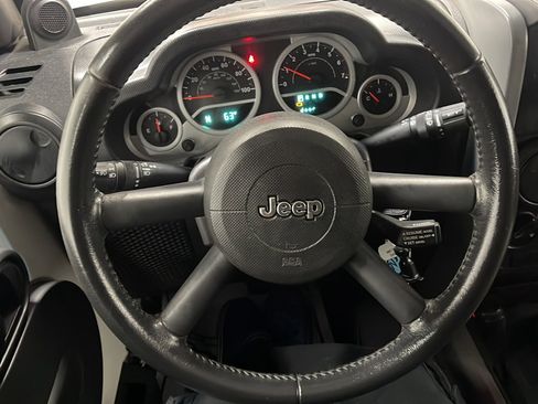 Used 2010 Jeep Wrangler Unlimited Sport AWD/4WD image 4