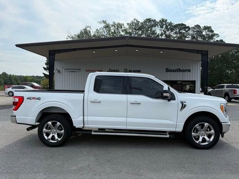 Used 2023 Ford F150 Lariat w/ Max Trailer Tow Package image 6