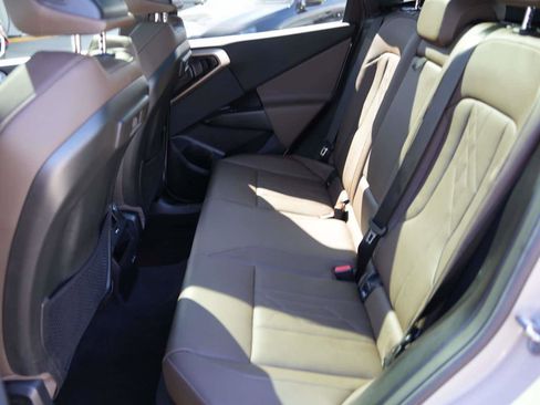 Used 2025 BMW X3 xDrive30i w/ Premium Package image 12