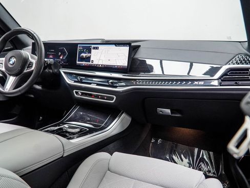 Used 2026 BMW X5 xDrive40i AWD/4WD image 23