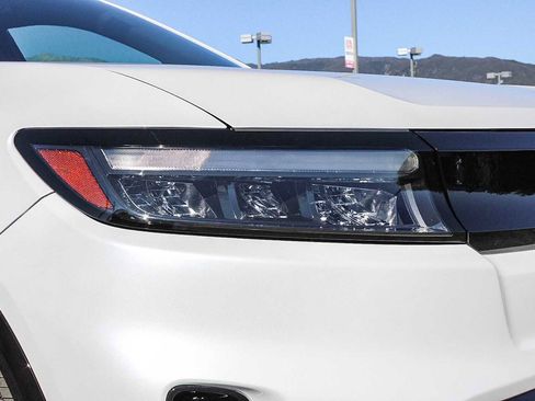 Certified 2025 Honda Prologue Elite image 10