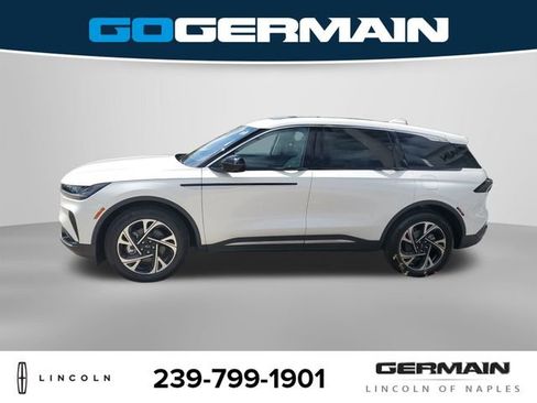 New 2026 Lincoln Nautilus Premier w/ Equipment Group 102A AWD/4WD image 11