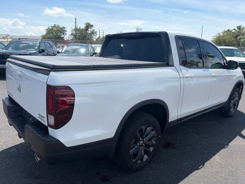 Used 2023 Honda Ridgeline Sport image 7