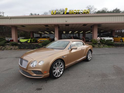 Used 2016 Bentley Continental GT image 21