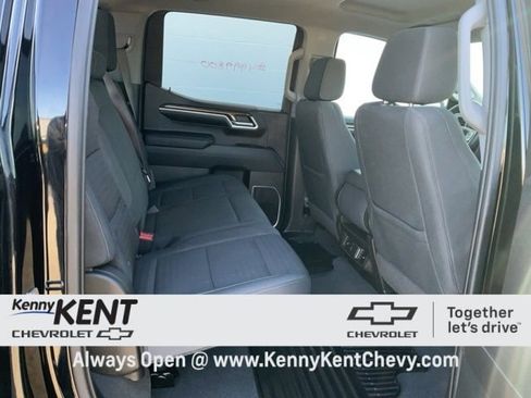 Used 2022 Chevrolet Silverado 1500 LT image 13