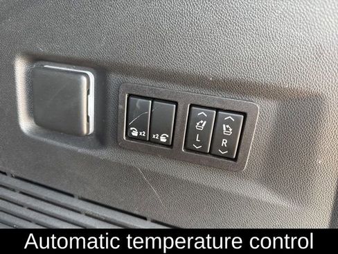 Used 2023 Chevrolet Tahoe Premier image 14