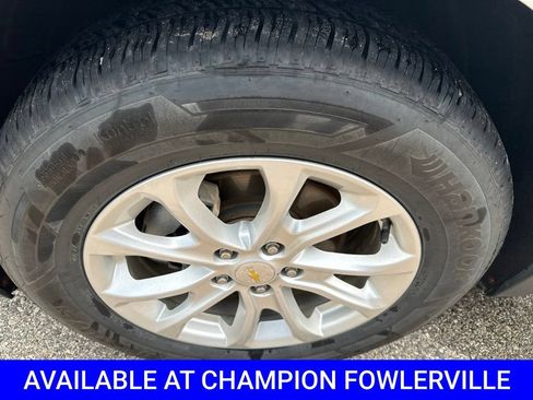 Used 2018 Chevrolet Equinox LS FWD image 12