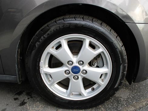 Used 2016 Ford Transit Connect Titanium image 10
