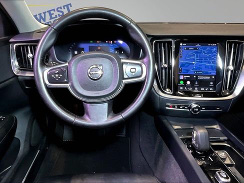 Used 2024 Volvo S60 B5 Core FWD image 9