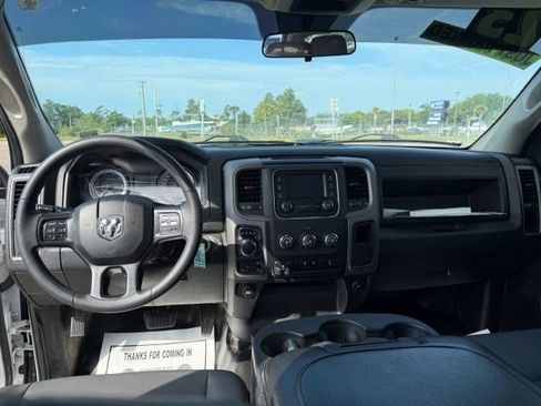 Used 2023 RAM 1500 Tradesman w/ Chrome Appearance Group AWD/4WD image 13