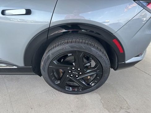 New 2026 Chevrolet Equinox EV RS AWD/4WD image 9