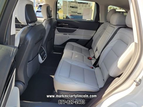 New 2026 Lincoln Nautilus Premier w/ Jet Appearance Package AWD/4WD image 5