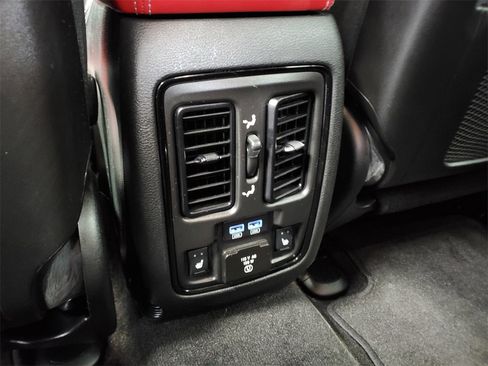 Used 2021 Dodge Durango R/T w/ Trailer Tow Group IV image 32