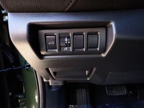 Used 2026 Subaru Outback Premium AWD/4WD image 17