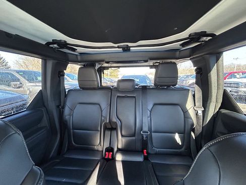 Certified 2025 Ford Bronco Badlands image 19