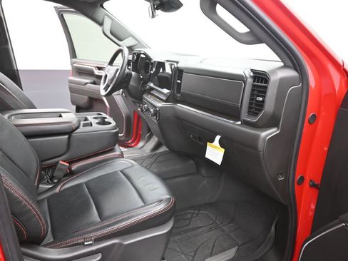 Used 2024 Chevrolet Silverado 1500 LT RWD image 24