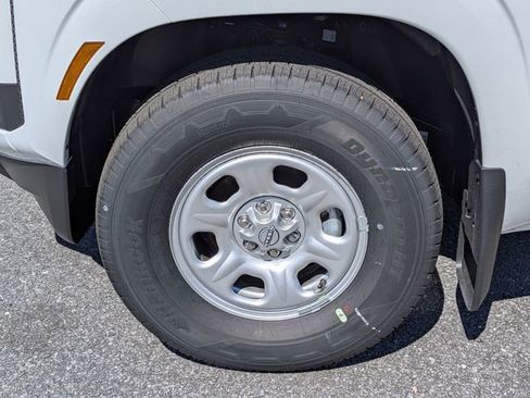 New 2026 Nissan Frontier S image 31