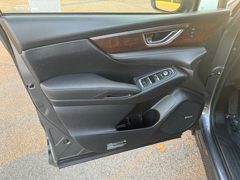 Used 2023 Subaru Ascent Touring image 21