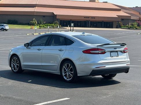 Used 2019 Ford Fusion SEL FWD image 6