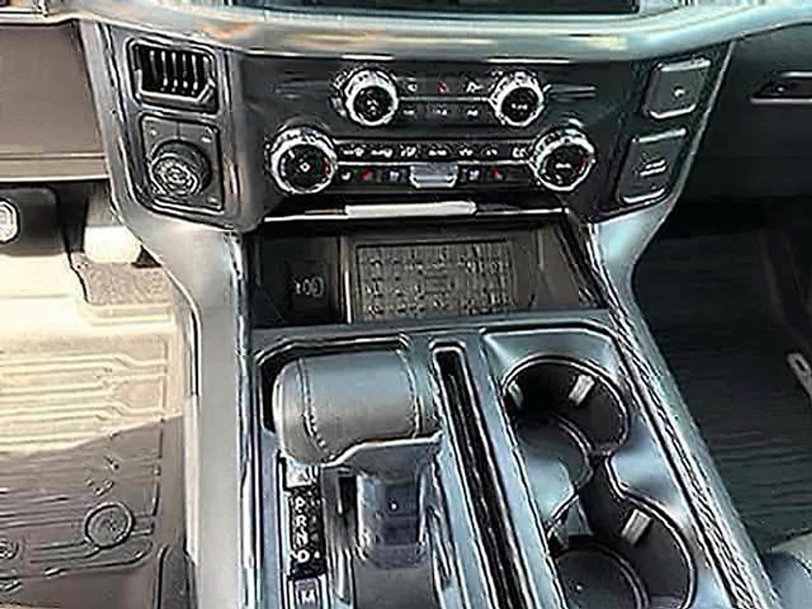Used 2025 Ford F150 Lariat w/ Equipment Group 502A High AWD/4WD image 15