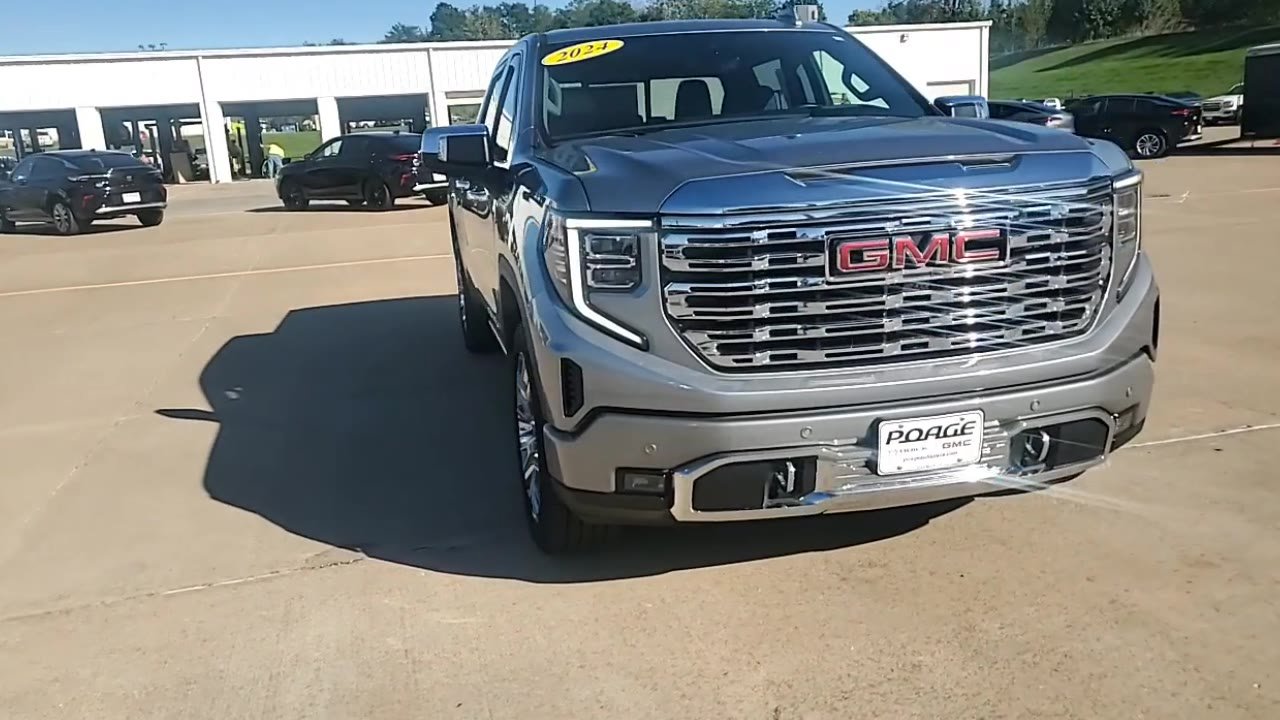 Used 2024 GMC Sierra 1500 Denali w/ Denali Reserve Package AWD/4WD image 3