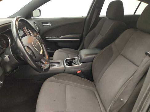 Used 2022 Dodge Charger SXT RWD image 17