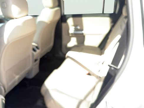 Certified 2023 Mercedes-Benz GLB 250 4MATIC image 20