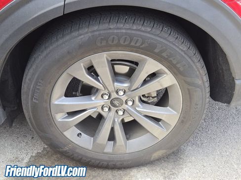 Used 2021 Ford Explorer XLT w/ Equipment Group 202A RWD image 5