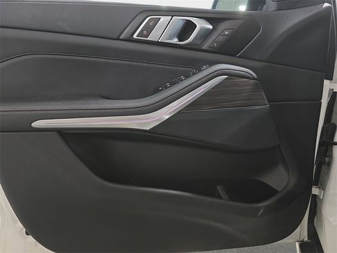 Certified 2024 BMW X5 xDrive40i w/ Parking Assistance Package image 26