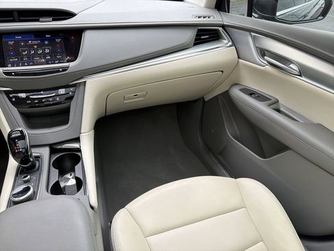 Certified 2023 Cadillac XT5 Premium Luxury image 25