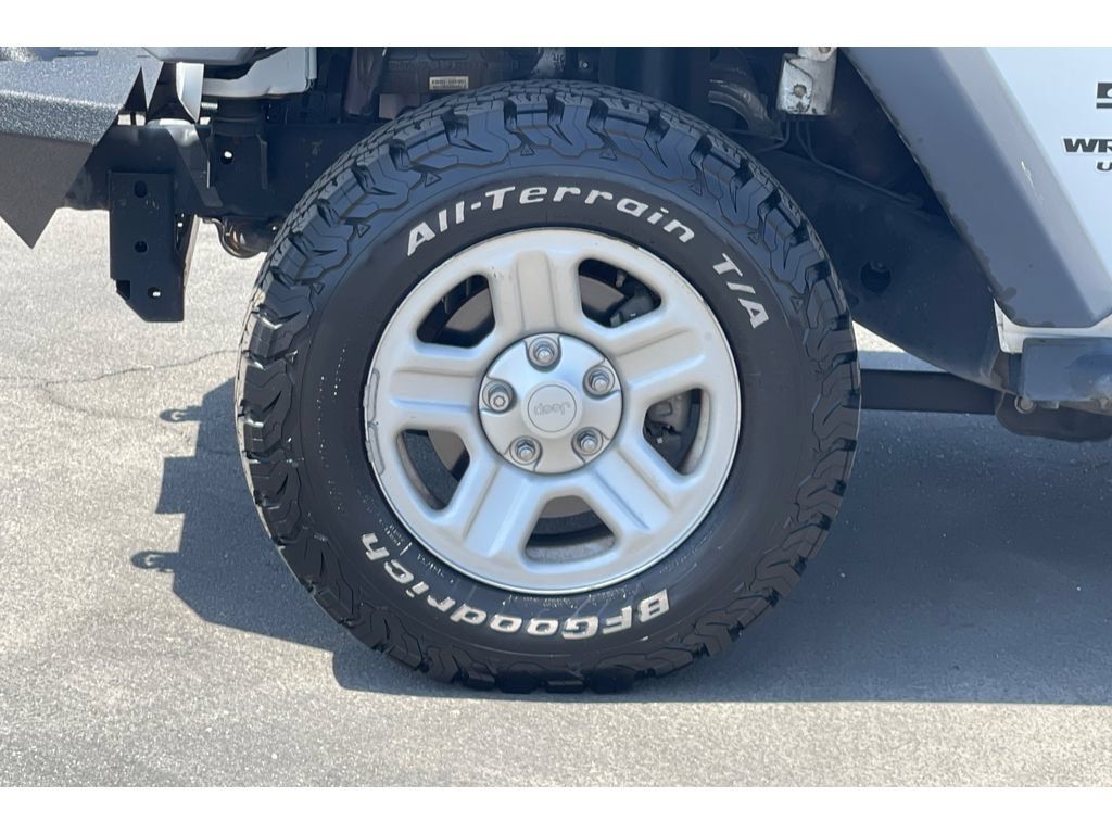 Used 2016 Jeep Wrangler Unlimited Sport AWD/4WD image 37