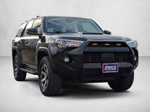 Used 2023 Toyota 4Runner TRD Off-Road Premium w/ Moonroof Package image 3