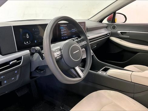 Used 2024 Hyundai Sonata SEL FWD image 13