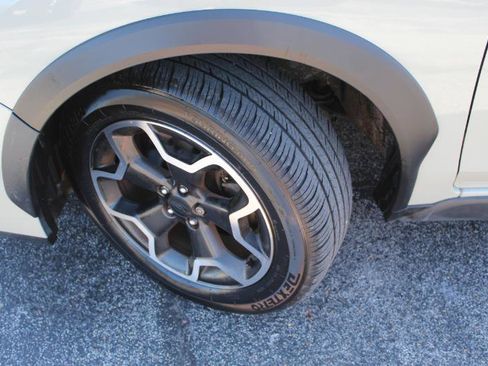 Used 2015 Subaru Crosstrek 2.0i Limited image 23